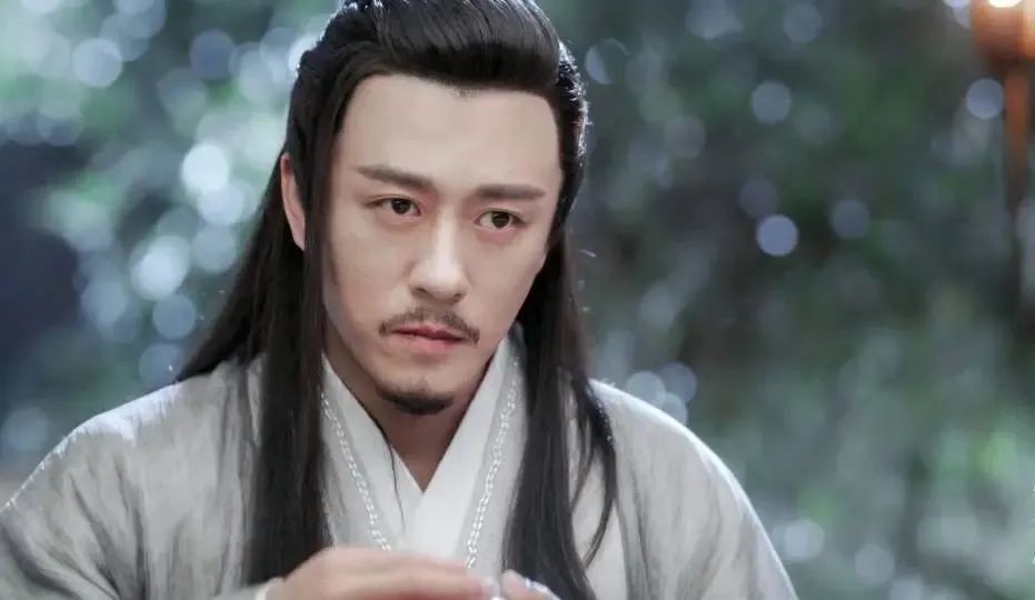 六位饰演"杨逍"的男演员,谁成了绝唱,谁被吐槽油腻猥琐?