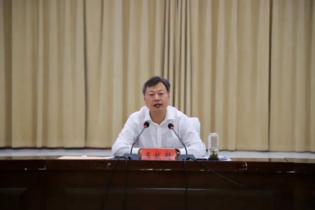 淮阳区区长王献超主持召开乡镇办疫情防控工作推进会_腾讯新闻