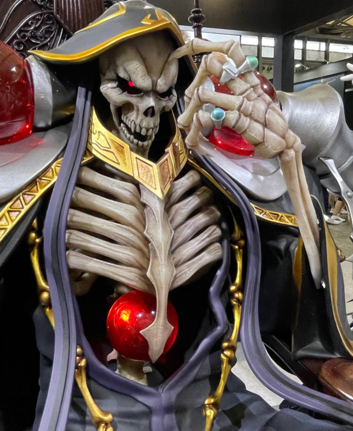 overlord飞鼠玉可发光的等比例骨王雕像然而雅儿贝德才是重点