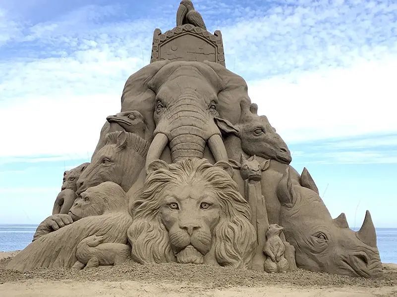 用20多年的时间,他成了沙雕艺术第一人,作品太精彩了_腾讯新闻