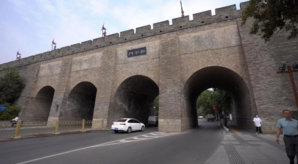 西安城墙四座城门门楣亮相