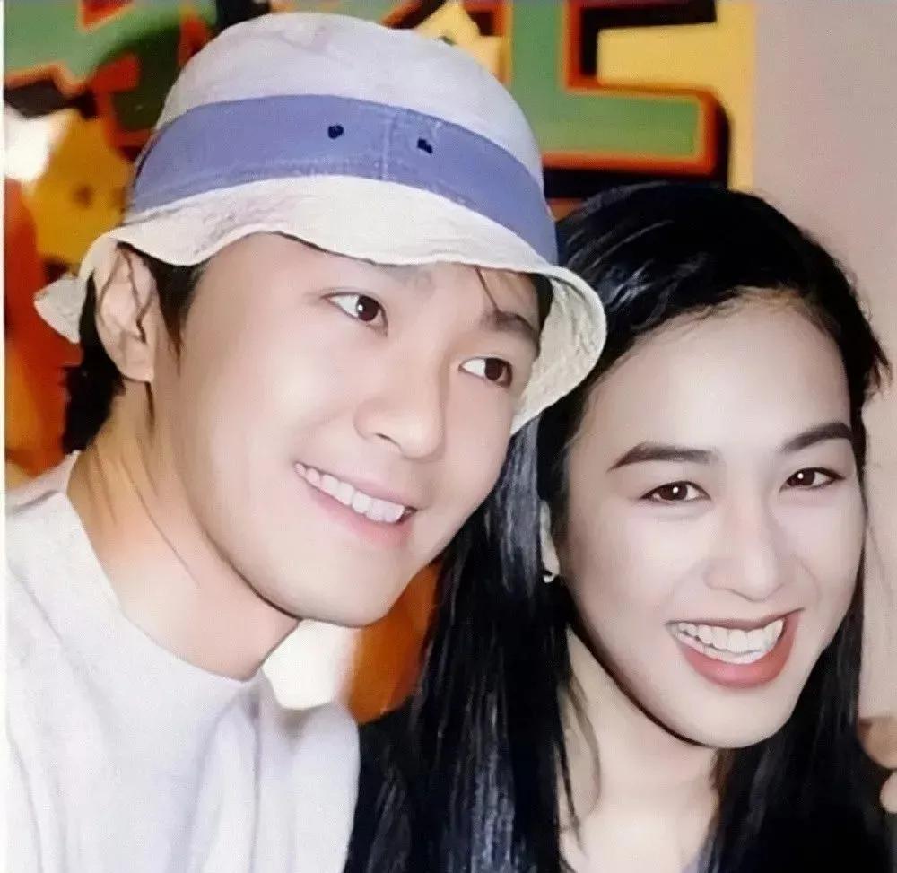 性感女神钟丽缇暗恋周星驰三婚嫁给小12岁男友50岁仍在求子