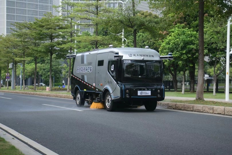 广州首批无人驾驶环卫车上岗20天亮出成绩单