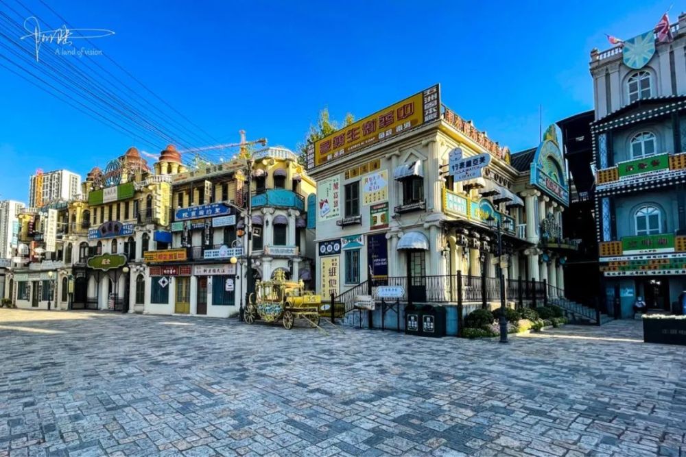 清晨闲逛横店广州街,静谧的氛围差点以为自己穿越了_腾讯新闻