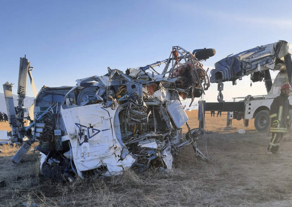 土耳其一架消防直升机坠毁致2人死亡