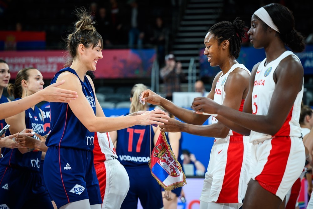 女篮世界杯加拿大队6760力克塞尔维亚队收获世界杯首胜