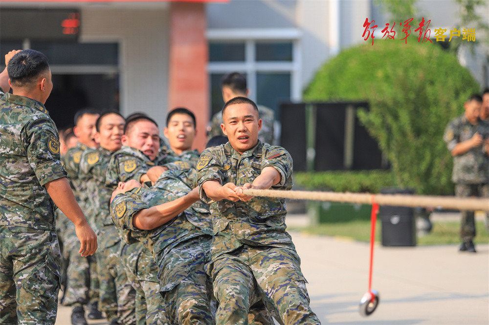 喜迎二十大丨95后“兵支书”稻田里绘就振兴蓝图