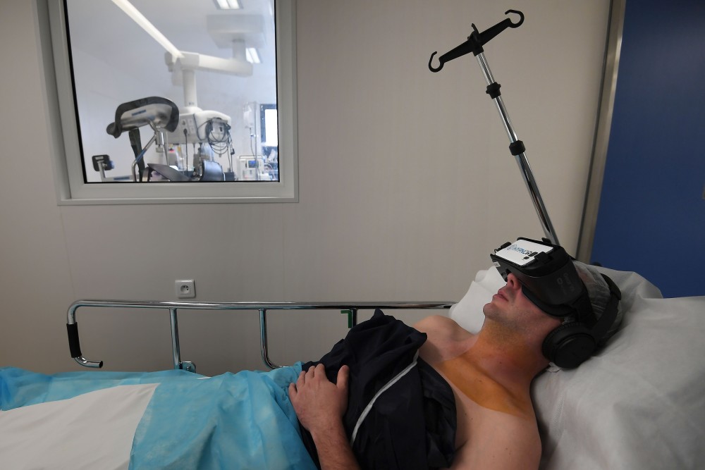 波士顿医疗中心研究发现佩戴VR头显的手术患者使用更少的麻醉剂挫折成就成功的例子2022已更新(今日/新华网)