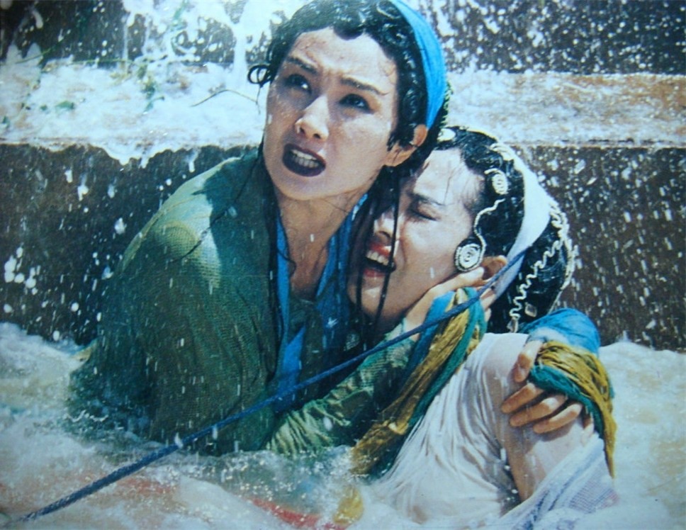 《青蛇》能成经典,张曼玉王祖贤功不可没,不过徐克首选并非她们_腾讯