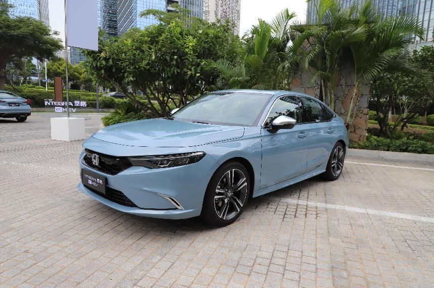 运动雅致动力激进实拍广汽本田型格ehev