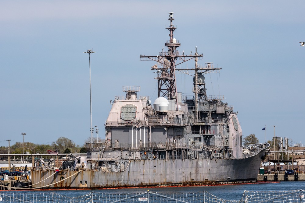美国海军“安齐奥”号巡洋舰退役本月内还将再退役两艘