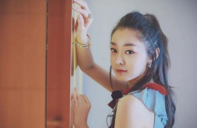 白敬亭被狗仔曝喜欢二字女星,杨紫宋轶等8位被怀疑