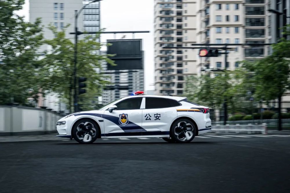 車窗反轉(zhuǎn)系統(tǒng)原因，特斯拉將在美召回近110萬輛汽車輪世界