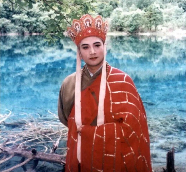 69岁迟重瑞再演“唐僧”，却模样大变：体面老去是对自己最大尊重_腾讯新闻