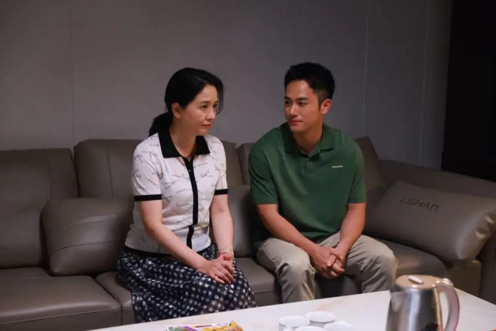 这个女明星来瑞安拍戏!小翼现场探班_腾讯新闻