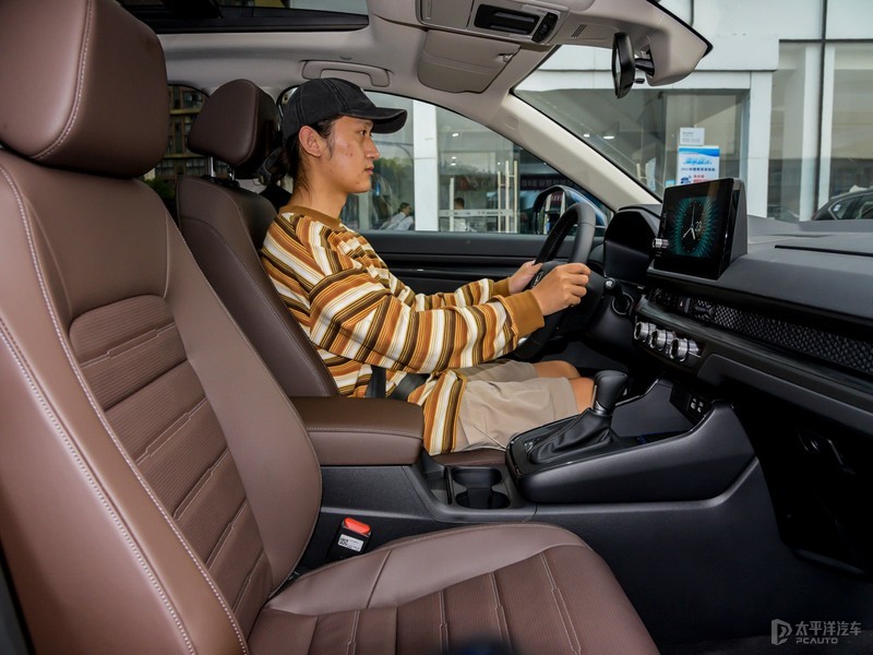 全网抢先体验本田新一代CR-V轴距加长就能赢？