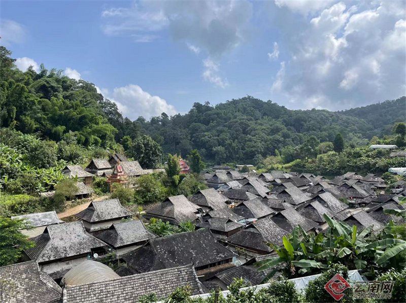云南糯岗古寨:来千年傣族村落,感受别样的恬静和安逸