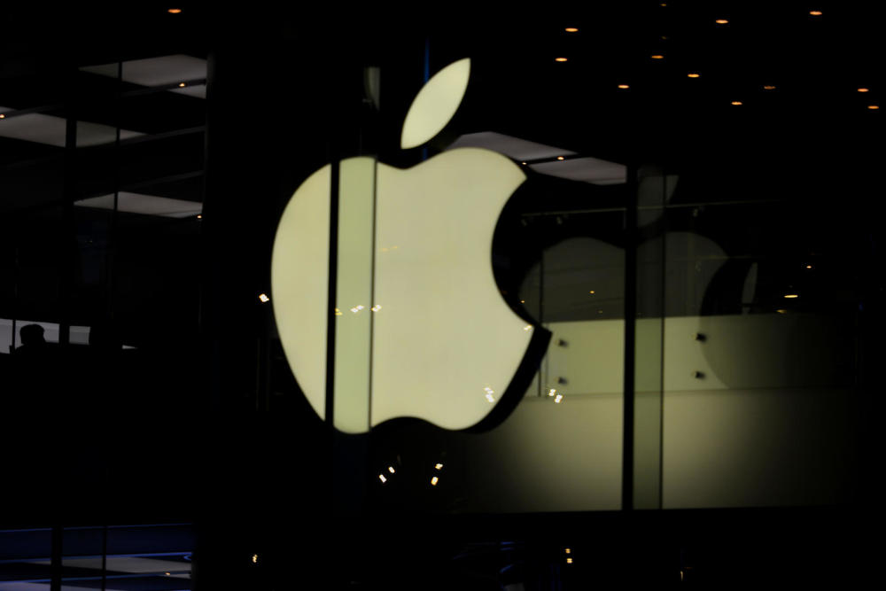 因30％“苹果税”、强制搭售等行为，苹果被诉垄断纠纷案10月在沪庭审，管辖权异议被驳回_腾讯新闻