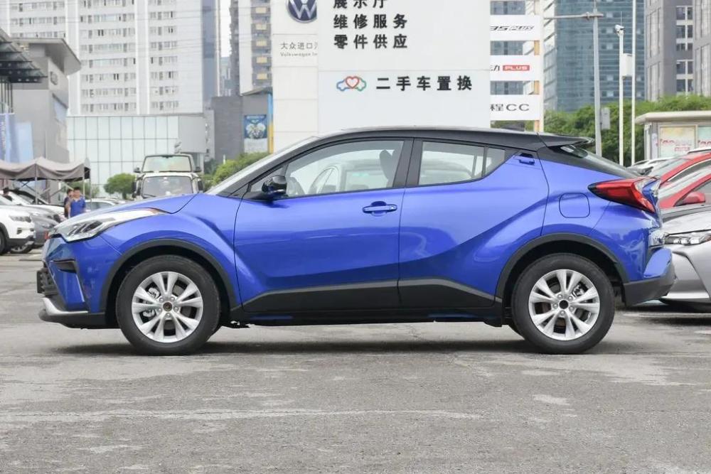 2022款丰田奕泽izoa上市售价1498万1698万