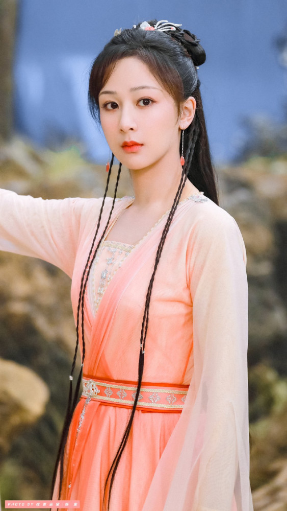 古装美女明星杨紫在古偶剧里面的古装造型简直美呆了呢!_腾讯新闻