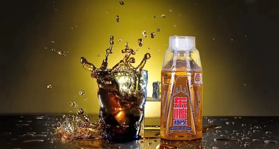 中國紅牛:曾一年賣55億罐,如今面臨生死危機,功能飲料大血戰,誰才是