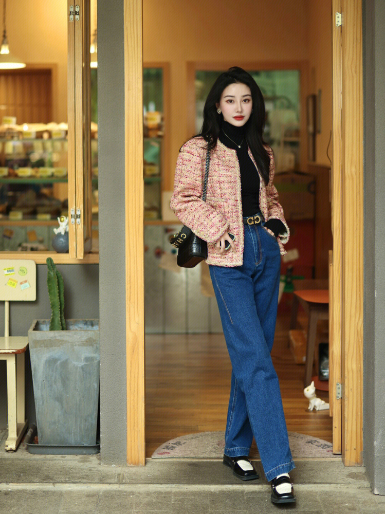 秋天怎么能少了牛仔裤这样穿才是牛仔裤的时髦穿搭