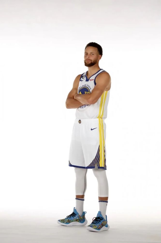 勇士定妆照来了!_腾讯新闻