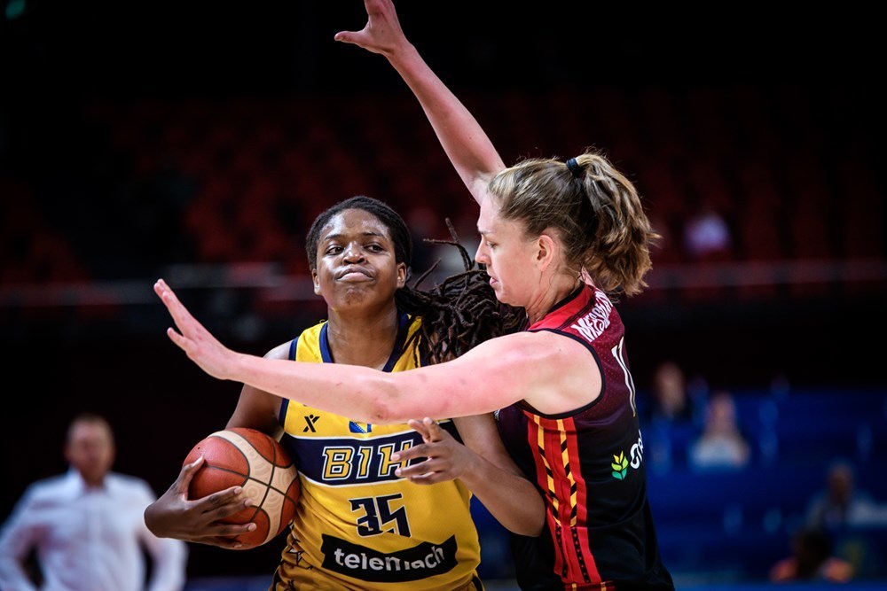 比利时女篮30分大胜三胜一负昂首出线波黑女篮四连败无缘晋级