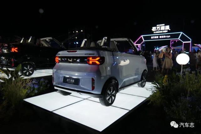 五菱宏光miniev敞篷版售999万会是你的第一辆敞篷车吗