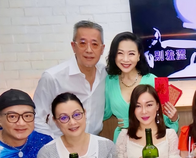 64岁魏秋桦迎新恋情?