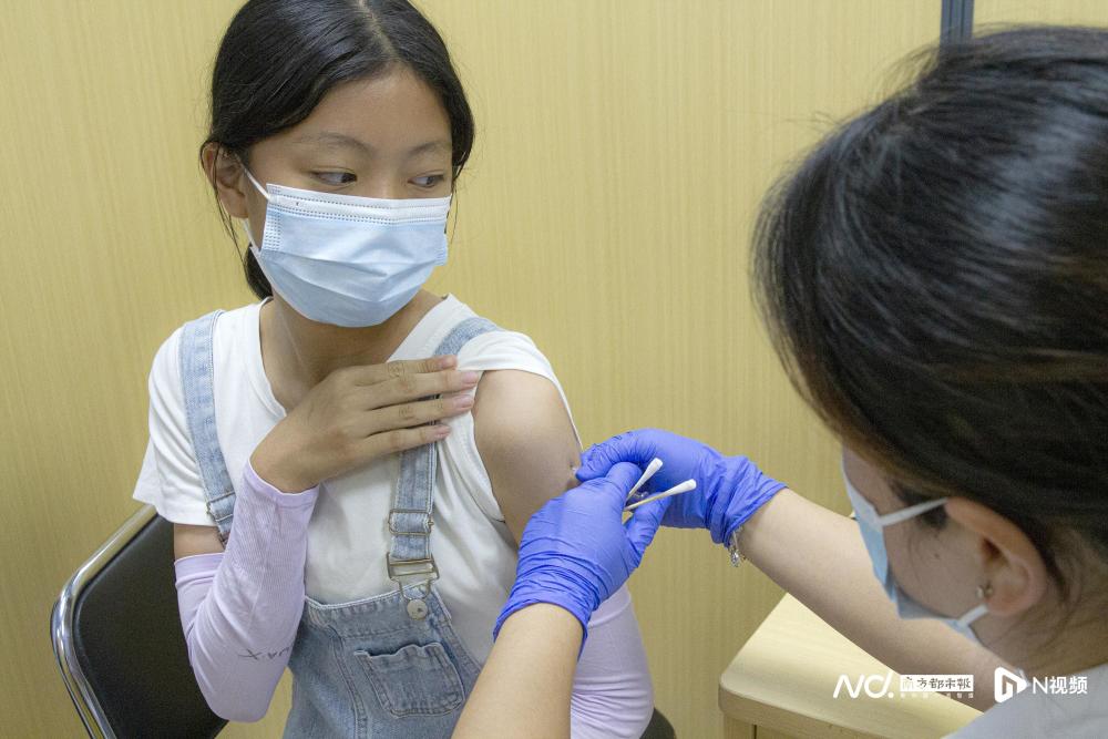 广州白云11月底前将完成逾万名适龄女生免费接种hpv疫苗