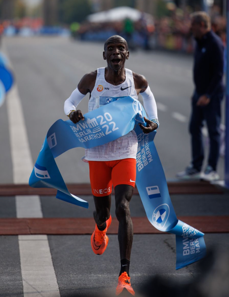 一场精心准备有勇有谋的胜利:基普乔格破世界纪录的背后