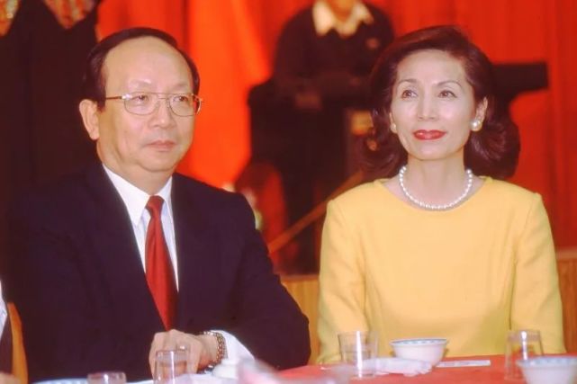 遭周玉蔻点名与蒋孝严有绯闻 张淑娟怒提告-腾讯新闻