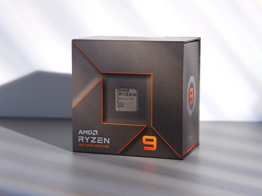 AMD锐龙9 7950X首发评测：Zen 4出击，多核心性能依旧锐不可当！_腾讯新闻