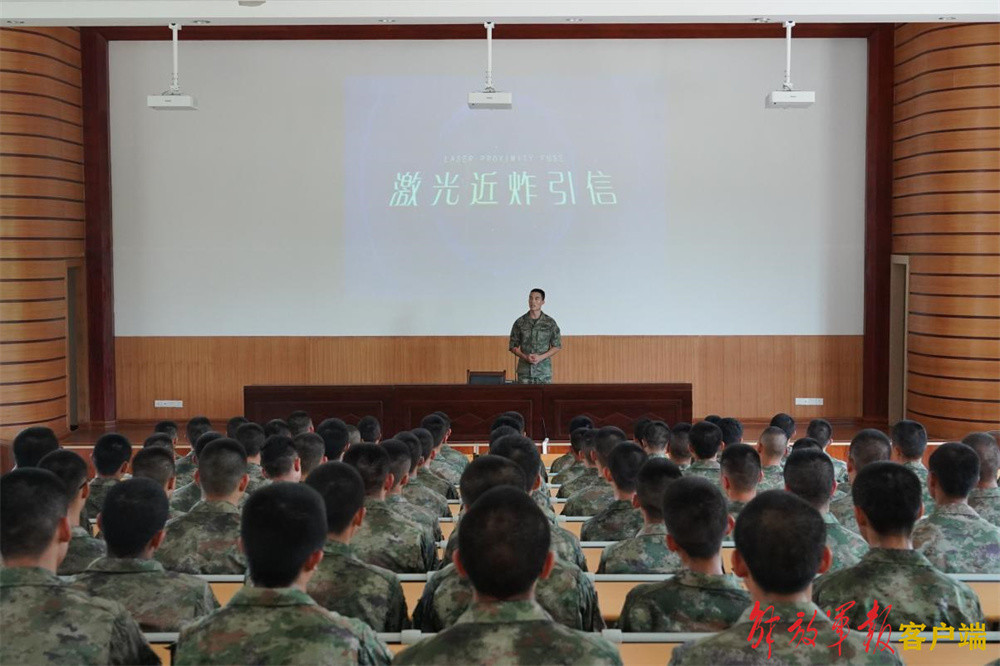 走边防、战海浪……看军校学员的见学实习有多精彩