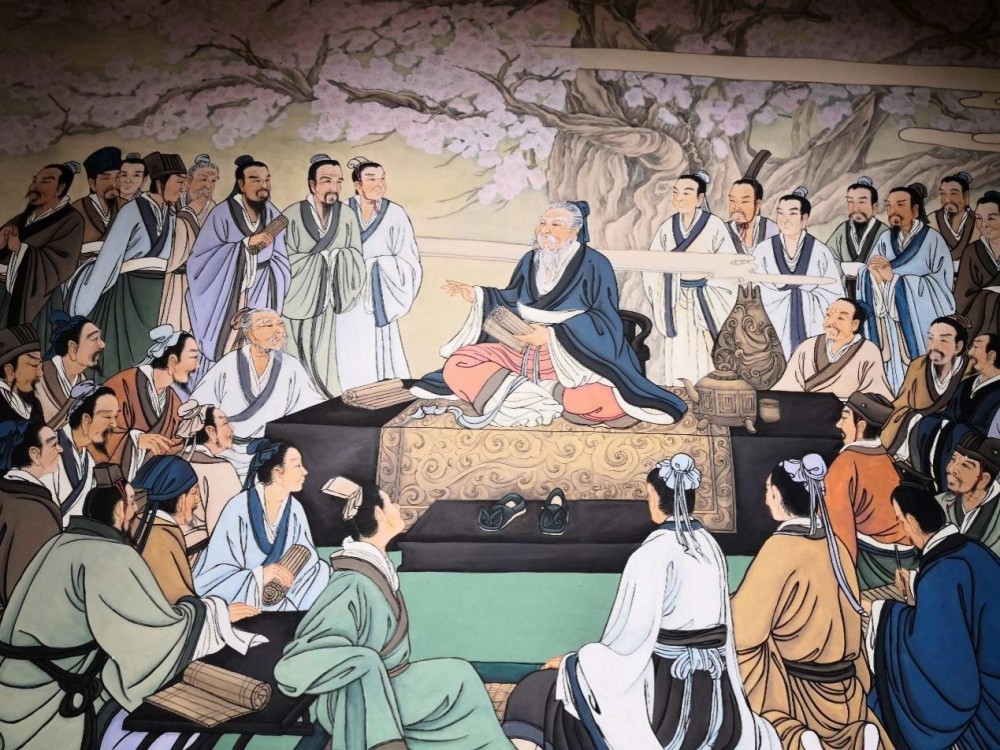 春秋时期,孔子于杏坛讲学,先师身高