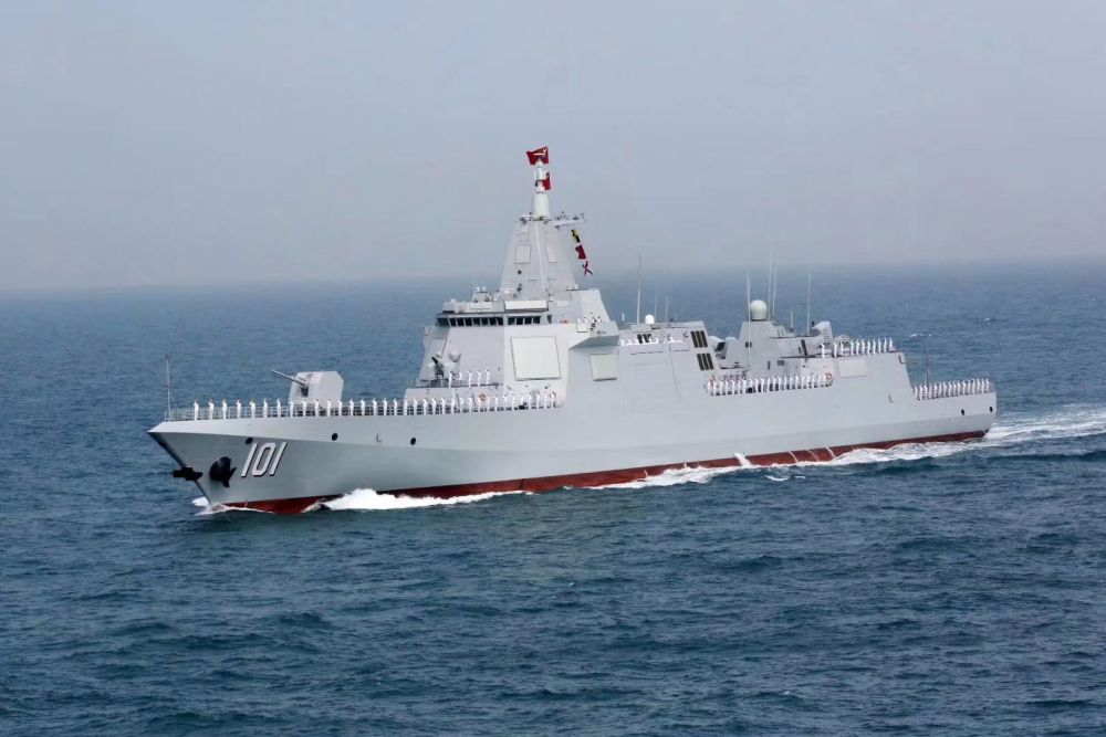 以牙还牙，中国3艘军舰现身美国专属经济区，美派巡逻舰跟踪警戒荷马美术培训学校