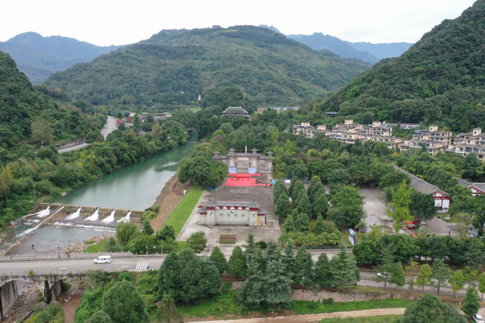 国庆出游有了新去处成都大邑鹤鸣山道源文化景区将于国庆期间正式开园