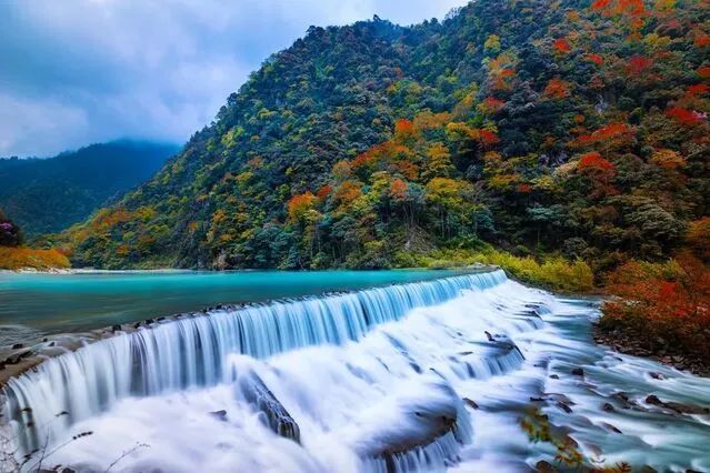 作为天全县旅游的龙头景区,二郎山喇叭河景区提升项目是今年雅安十大