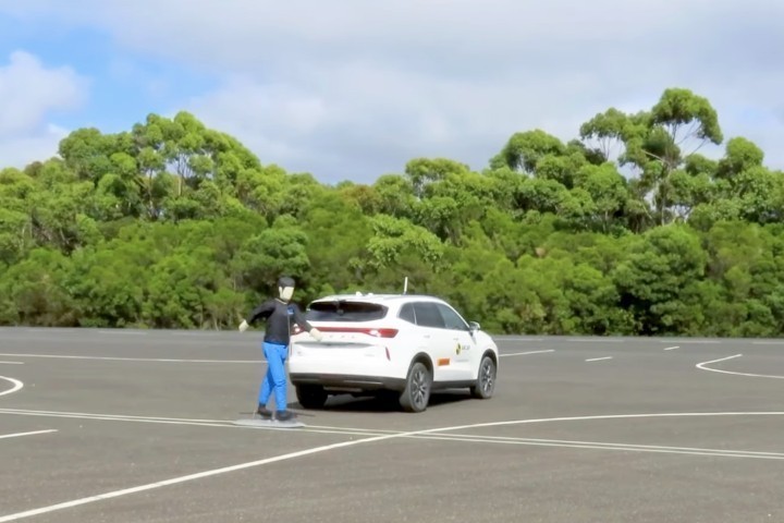 把碰撞摩托列入测试，澳洲安全评鉴是否刁难车厂？