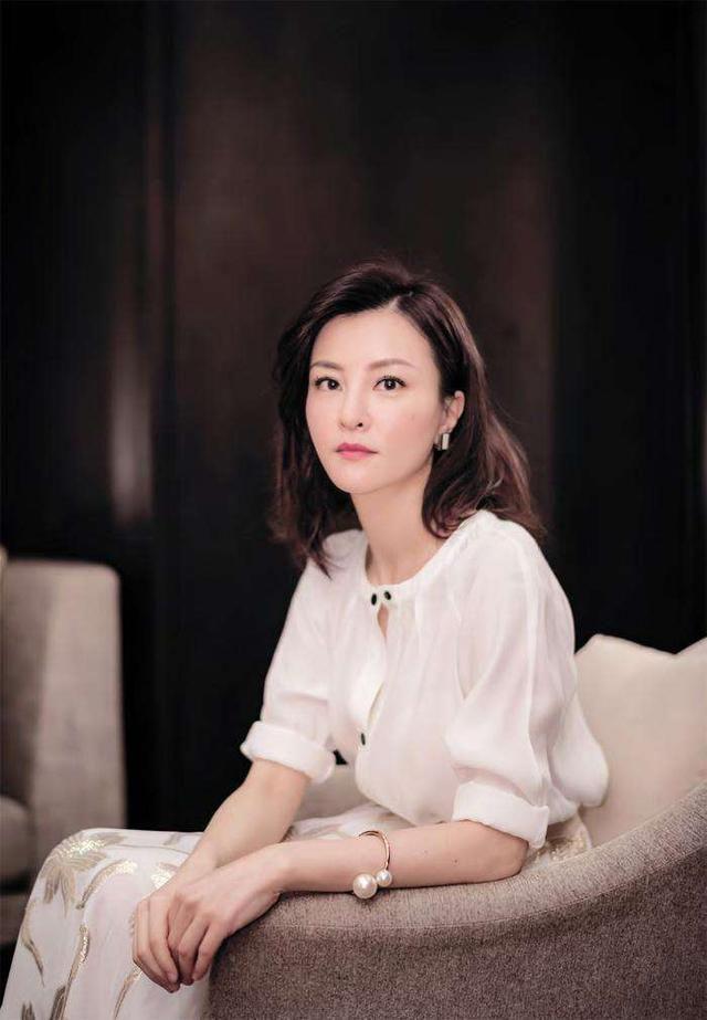 她们的名字五位中年女演员年轻时都是大美女秦海璐颜值最低