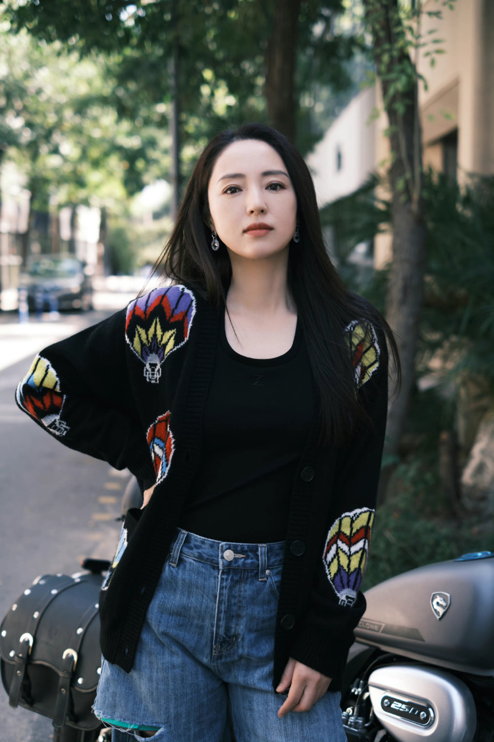 42岁的董璇不愧是辣妈圈顶流!