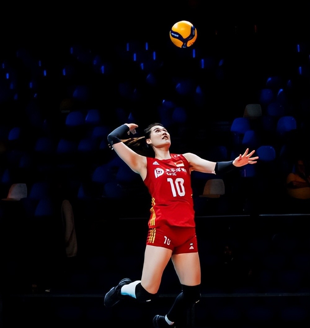 中国女排三连胜有七个意外王云蕗表现神勇王梦洁重回巅峰