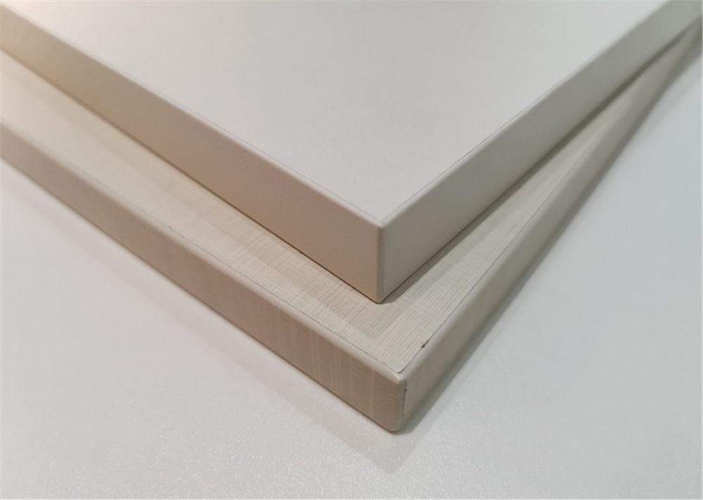 柜子的封边基本上有三种,即激光封边,pur封边,eva封边.