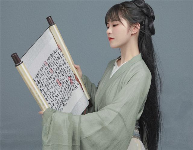 蜜蜂仔打飞的回来晒吊水照,睡觉睡到半夜他吐到入院