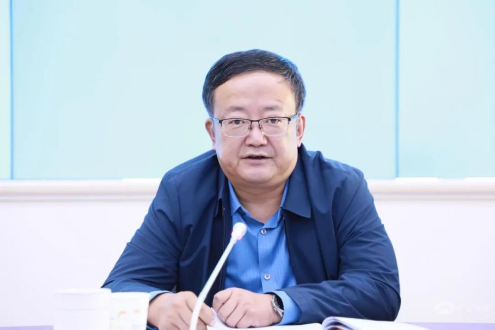 民勤县新冠肺炎疫情防控领导小组第27次会议召开 李万权主持并讲话