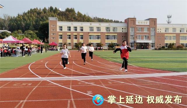 安图县安林中学举行田径运动会