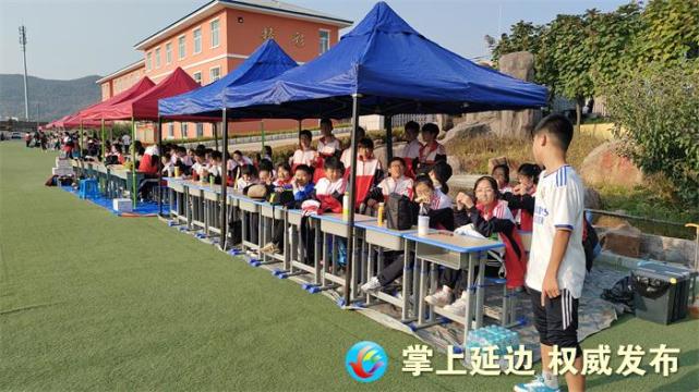 安图县安林中学举行田径运动会