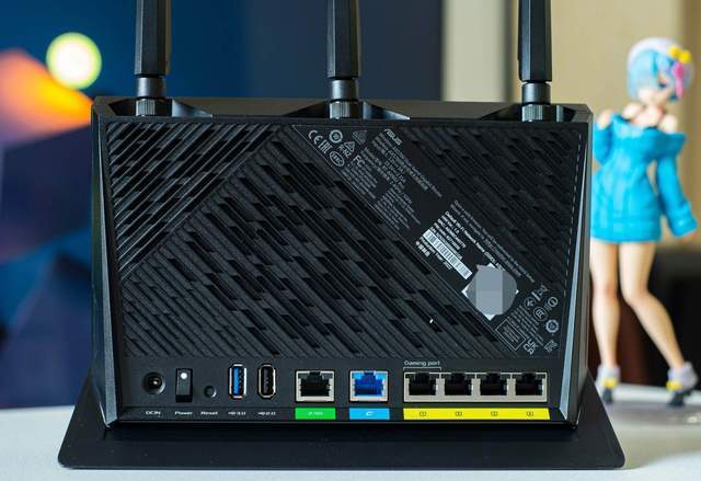 次旗舰标杆,86系列又添新战神|华硕 rt-ax86u pro 路由器评测_腾讯