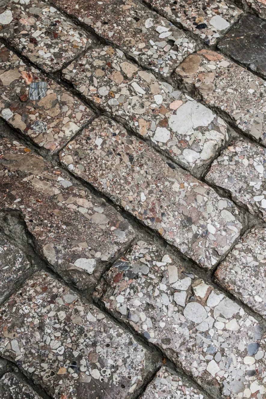 到丽江古城,千万别做这些事_腾讯新闻